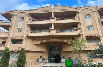 Apartment - 2 Bedrooms - 2 Bathrooms for sale in Sakan - Ext North Inves Area - New Cairo City - Cairo