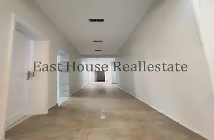 Apartment - 3 Bedrooms - 2 Bathrooms for rent in Ganoob El Acadimia - New Cairo City - Cairo