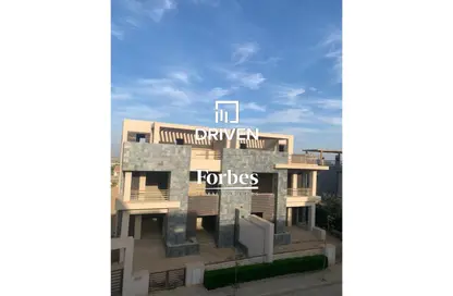 Twin House - 5 Bedrooms - 4 Bathrooms for sale in Al Karma 4 - Sheikh Zayed Compounds - Sheikh Zayed City - Giza