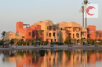 Chalet - 2 Bedrooms - 2 Bathrooms for sale in Swan Lake - Al Gouna - Hurghada - Red Sea