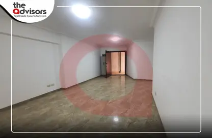 Office Space - Studio for rent in Al Mahmoudia Canal St. - Ambrozo - Hadara - Hay Wasat - Alexandria