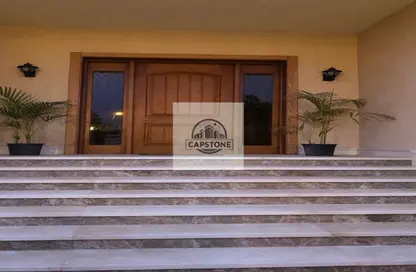 Villa - 5 Bedrooms - 4 Bathrooms for sale in Zahrat El Tagamoa - North Investors Area - New Cairo City - Cairo