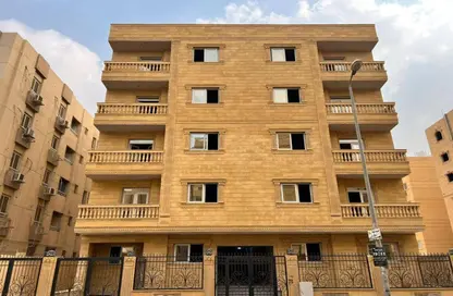 Apartment - 3 Bedrooms - 3 Bathrooms for sale in South Lotus - El Lotus - New Cairo City - Cairo