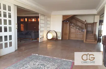 Apartment - 4 Bedrooms - 4 Bathrooms for rent in Al Mansour Mohamed St. - Zamalek - Cairo