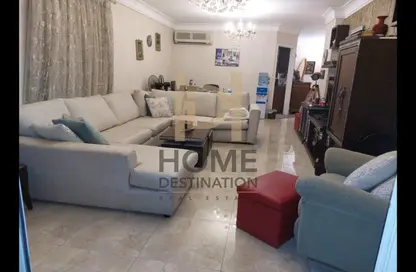 Apartment - 3 Bedrooms - 2 Bathrooms for sale in Al Methak St. - 10th District - Nasr City - Cairo