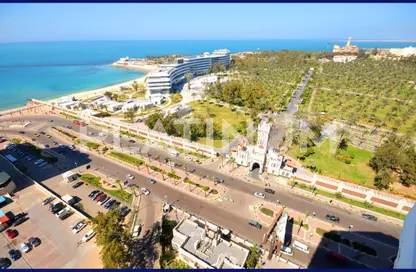 Apartment - 2 Bedrooms - 1 Bathroom for sale in Al Geish Road - El Mandara - Hay Than El Montazah - Alexandria