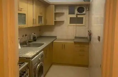 Apartment - 2 Bedrooms - 1 Bathroom for sale in Dr Hassan Al Sherif St. - 8th Zone - Nasr City - Cairo