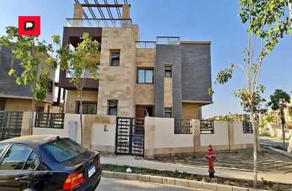 Villa - 5 Bedrooms - 4 Bathrooms for sale in Taj City - 5th Settlement Compounds - The 5th Settlement - New Cairo City - Cairo