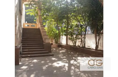 Villa - 7+ Bedrooms - 7+ Bathrooms for sale in Omarat El Yamani St. - Zamalek - Cairo