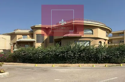 Villa for sale in Street 3 - District 1 - The 5th Settlement - New Cairo City - Cairo