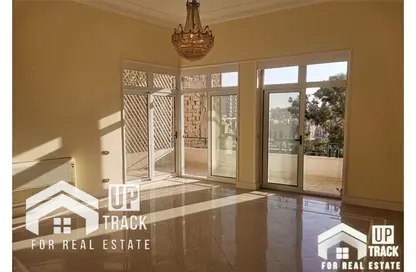 Apartment - 3 Bedrooms - 2 Bathrooms for rent in Al Gabalaya St. - Zamalek - Cairo