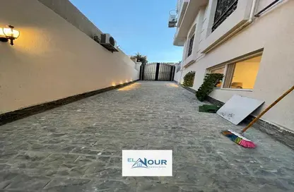 Apartment - 3 Bedrooms - 3 Bathrooms for sale in Al Narges 4 - Al Narges - New Cairo City - Cairo