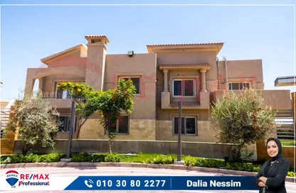 Villa - 5 Bedrooms - 4 Bathrooms for sale in Alex West - Alexandria Compounds - Alexandria