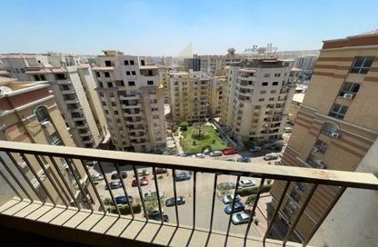 Apartment - 3 Bedrooms - 3 Bathrooms for sale in Maadi Gardens - Maadi - Hay El Maadi - Cairo