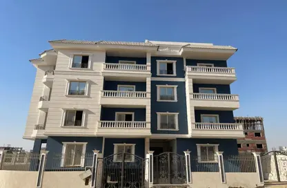 Apartment - 3 Bedrooms - 2 Bathrooms for sale in North Rehab - New Cairo City - Cairo