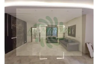 Apartment - 4 Bedrooms - 3 Bathrooms for sale in Al Hekma St. - Sheikh Zayed City - Giza