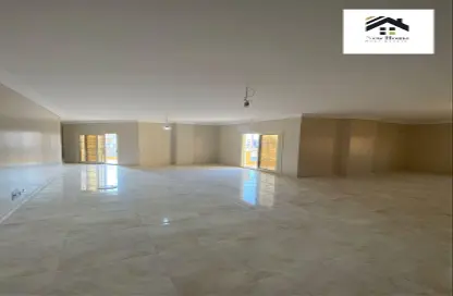 Apartment - 3 Bedrooms - 3 Bathrooms for rent in Shorouk City - Cairo