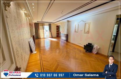 Apartment - 3 Bedrooms - 2 Bathrooms for rent in Albert Al Awal St. - Smouha - Hay Sharq - Alexandria