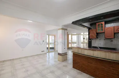 Apartment - 2 Bedrooms - 1 Bathroom for sale in Saraya - Sidi Beshr - Hay Awal El Montazah - Alexandria