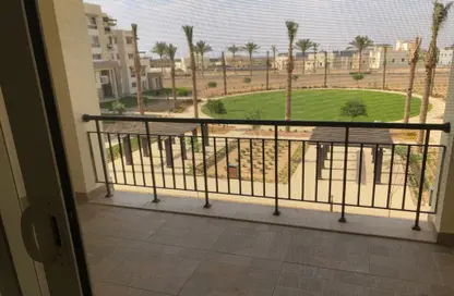 Apartment - 2 Bedrooms - 3 Bathrooms for sale in Uptown Cairo - Mokattam - Cairo