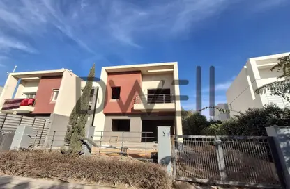 Villa - 3 Bedrooms - 3 Bathrooms for sale in Madinaty - Cairo