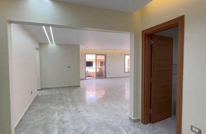 Apartment - 3 Bedrooms - 3 Bathrooms for sale in Al Khamayel city - Sheikh Zayed Compounds - Sheikh Zayed City - Giza