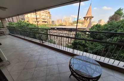 Apartment - 2 Bedrooms - 2 Bathrooms for rent in Taha Hussein St. - Zamalek - Cairo