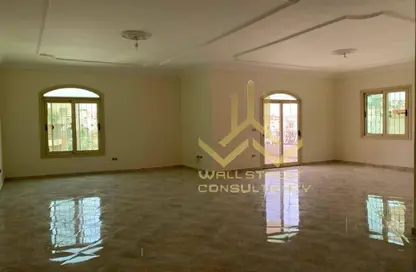 Apartment - 3 Bedrooms - 2 Bathrooms for rent in Orouba Axis - Area A - Ganoob El Acadimia - New Cairo City - Cairo