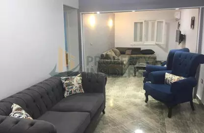 Apartment - 2 Bedrooms - 1 Bathroom for rent in Abdel Moneim Riad St. - Mohandessin - Giza