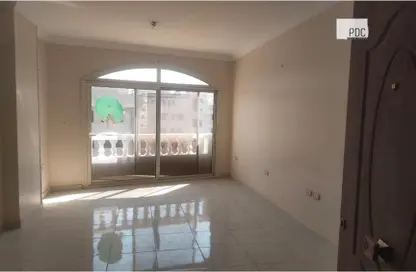 Apartment - 2 Bedrooms - 1 Bathroom for rent in Galal Al Deen Al Hamamsi St. - Mohandessin - Giza