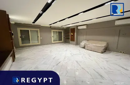 Apartment - 4 Bedrooms - 4 Bathrooms for sale in Sarayat Al Maadi - Hay El Maadi - Cairo