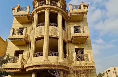 Apartment - 3 Bedrooms - 3 Bathrooms for sale in El Diplomaseen - The 5th Settlement - New Cairo City - Cairo